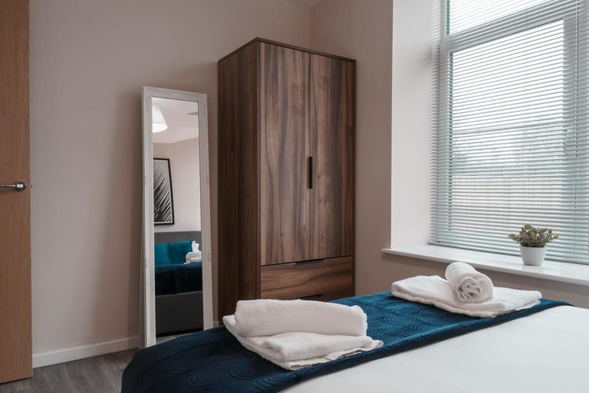 Contemporary 2 Bed Manchester Apartment - Sleeps 4 Екстер'єр фото